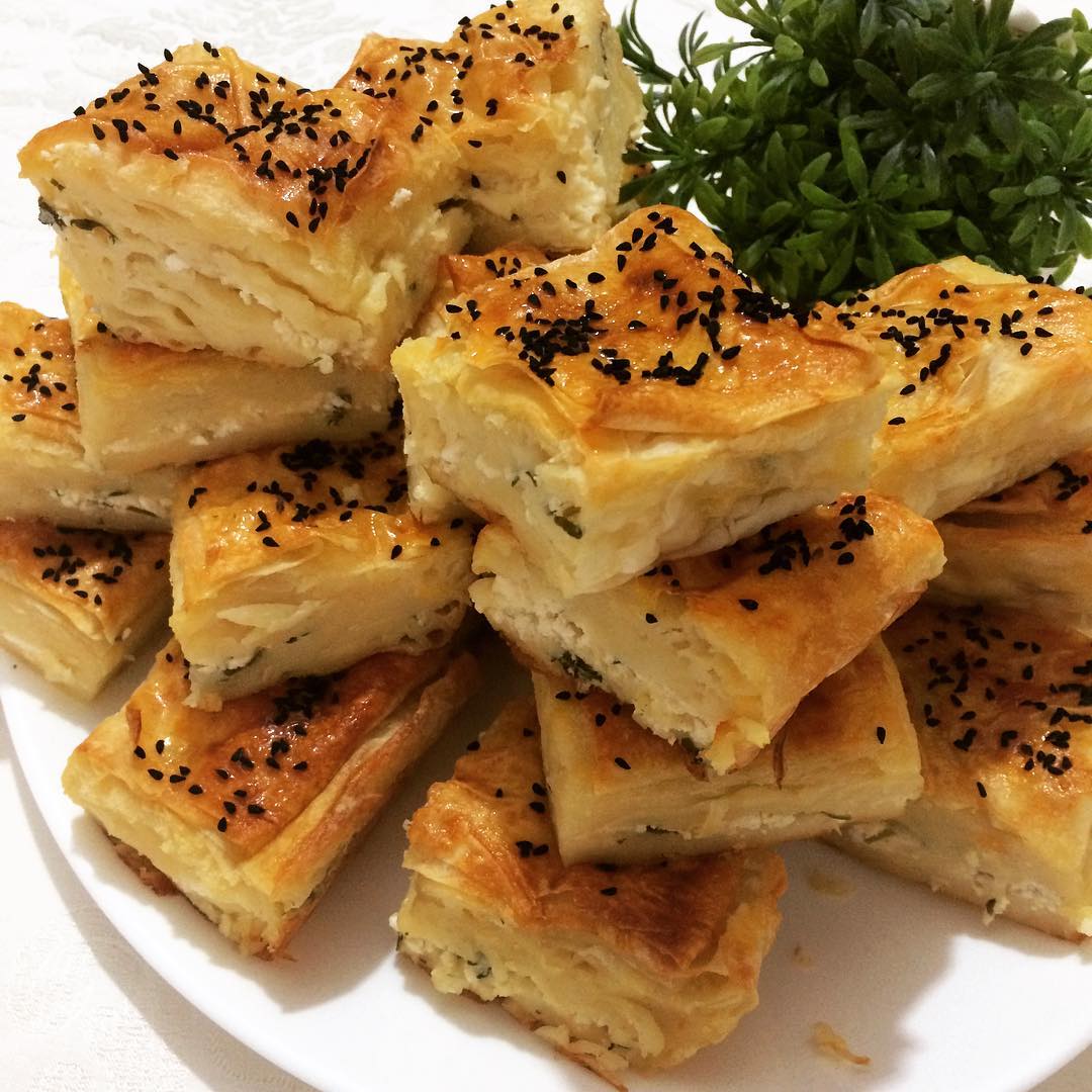 BÖREK